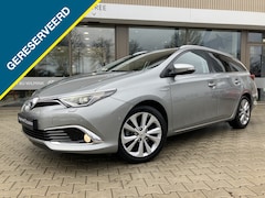 Toyota Auris Touring Sports - 1.8 Hybrid Executive | Trekhaak | Navi | Stoelverw | (38141km)