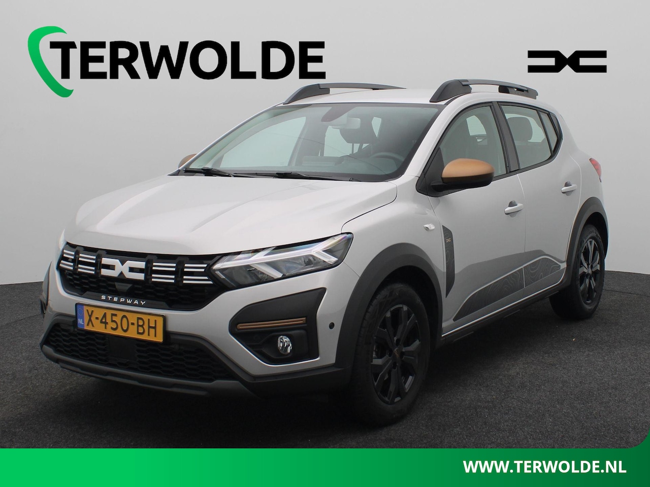 Dacia Sandero Stepway - TCe 100 ECO-G Up&Go Extreme+ | Navigatie | Parkeercamera | Keyless Entry | Climate Control - AutoWereld.nl