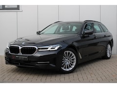 BMW 5-serie Touring - 520e ACC I LASER I KEYLESS I EL. TREKH. I MEMORY I CARPLAY I CAM I SFEERVERL. I EL. KOFFER