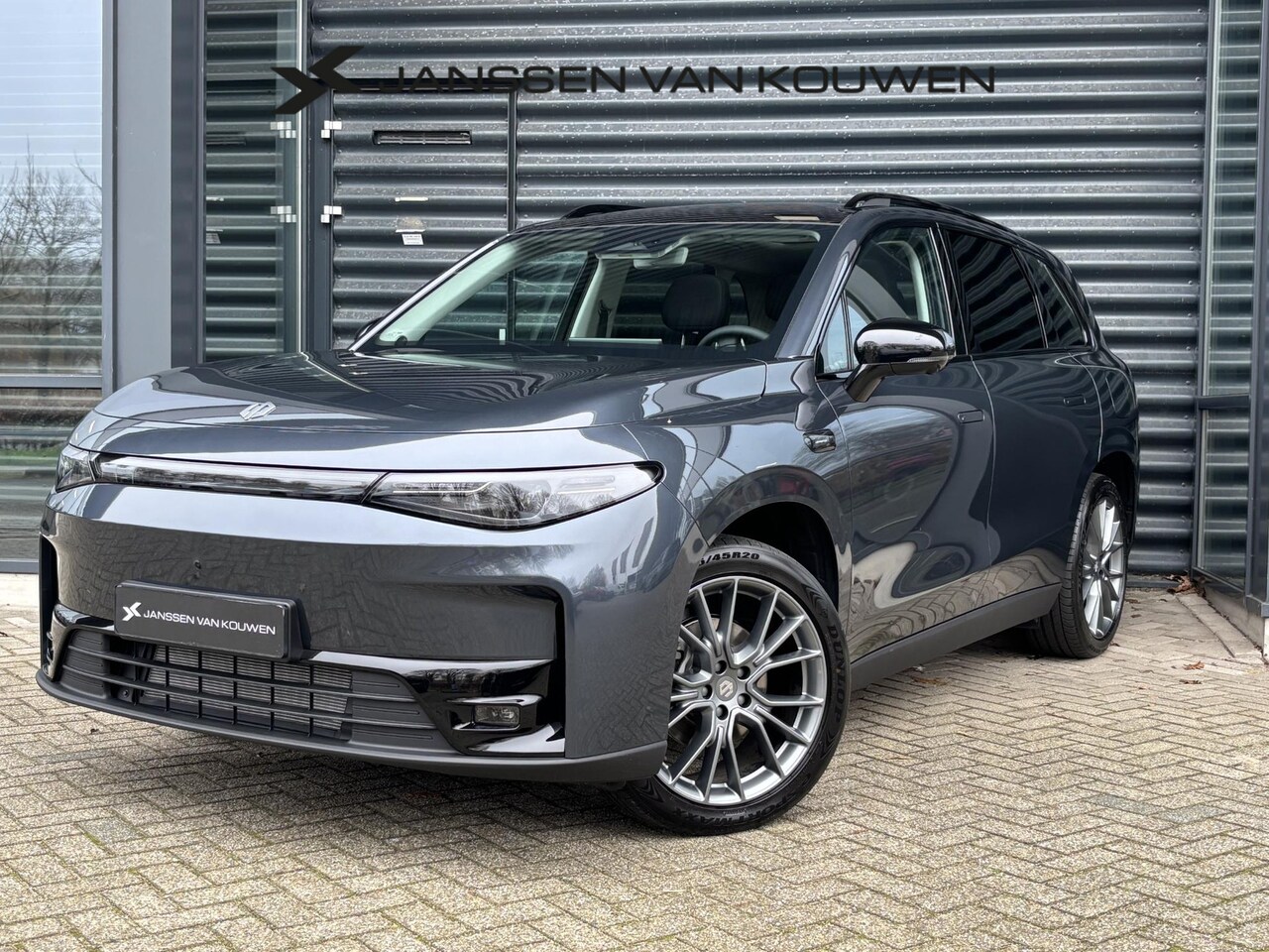 Leapmotor C10 - REEV 28.4kWh Design - AutoWereld.nl