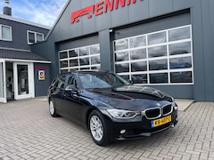 BMW 3-serie Touring - 320i High Executive Sport / Pano / Keyless / DAB / Trekhaak