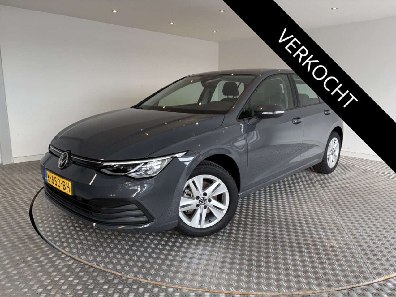 Volkswagen Golf - 1.0 TSI Life Apple Carplay / Android Auto - AutoWereld.nl