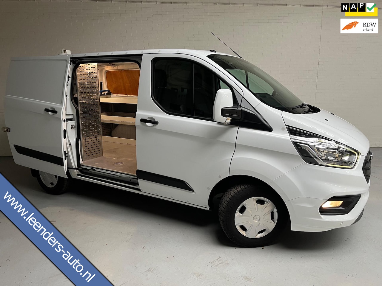 Ford Transit Custom - Servicewagen L1H1 300 2.0 TDCI euro6 Trend, 2xSchuifdeur, Sortimo inrichting, Omvormer V23 - AutoWereld.nl