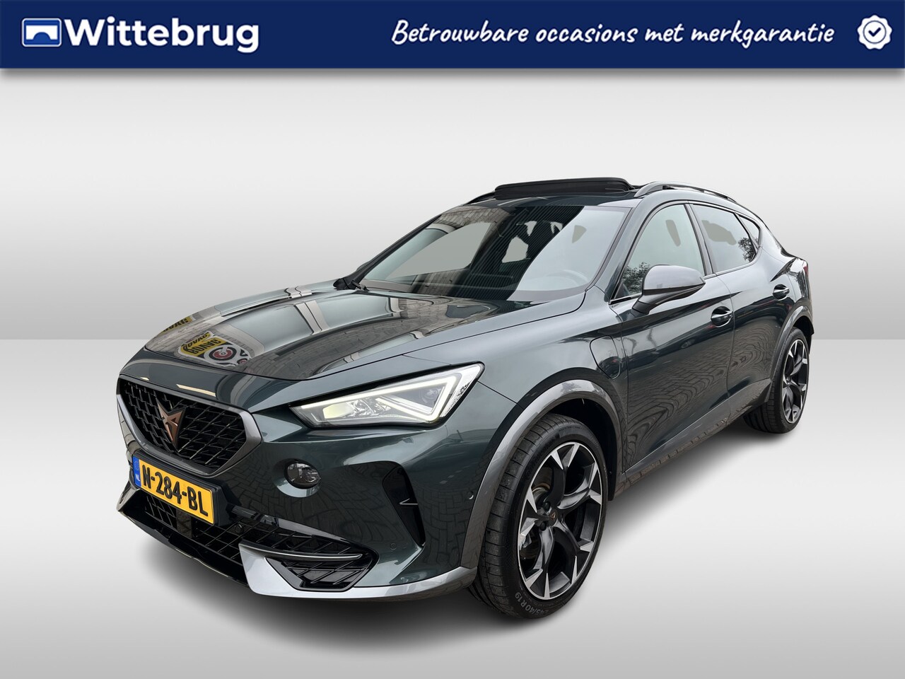 CUPRA Formentor - 1.4 e-Hybrid Performance / AUTOMAAT/ TREKHAAK/ PANO/ CAMERA/ PARK. SENSOREN/ DODE HOEK/ KE - AutoWereld.nl