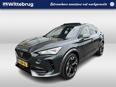 CUPRA Formentor - 1.4 e-Hybrid Performance / AUTOMAAT/ TREKHAAK/ PANO/ CAMERA/ PARK. SENSOREN/ DODE HOEK/ KE