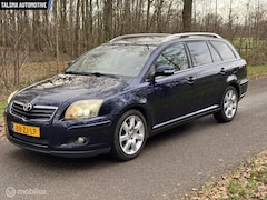 Toyota Avensis Wagon - 2.4 VVTi Executive Business