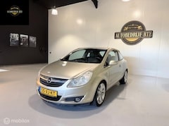 Opel Corsa - 1.2-16V Cosmo