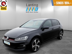 Volkswagen Golf - 1.2 TSI Business Edition R Connected pano