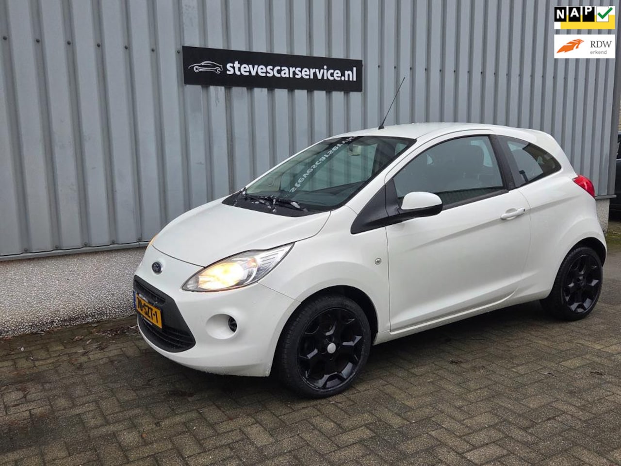Ford Ka - 1.2 Cool & Sound start/stop 183dk. Airco. 15 lmv - AutoWereld.nl