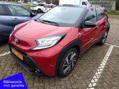Toyota Aygo X - 1.0 VVT-i MT Envy I Chili Red I 1e Eig. I PDC I NL-auto