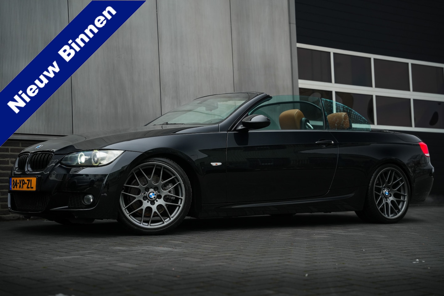 BMW 3-serie Cabrio - 325i 218 pk High Executive M-Sportpakket / NL-Auto/ Leder/ Sport-Stoelen/ Stoel.Verw/ Clim - AutoWereld.nl