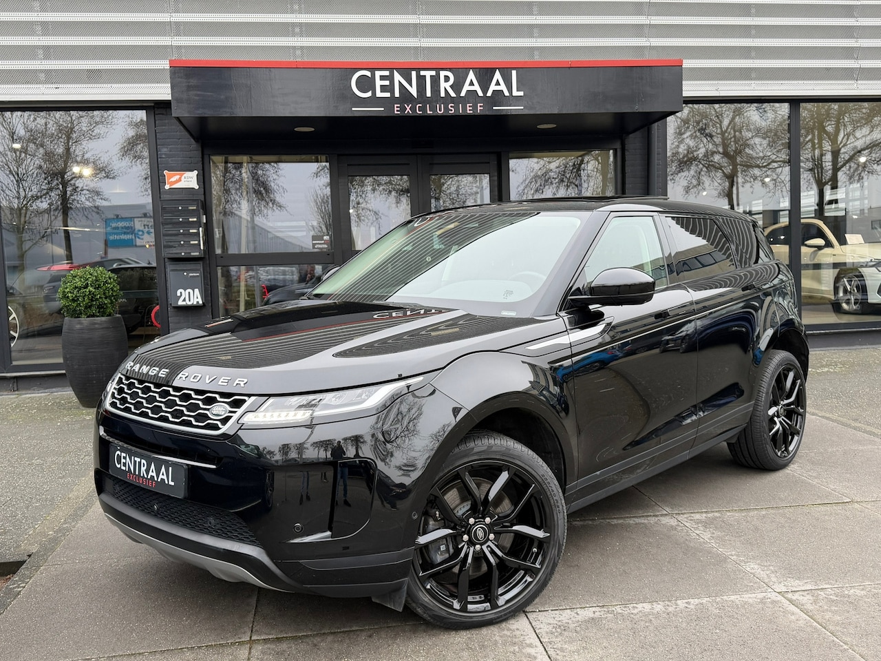 Land Rover Range Rover Evoque - 1.5 P300e AWD R-Dynamic S Pano|Leder|Carplay|Camera| - AutoWereld.nl