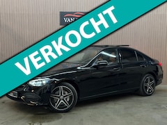 Mercedes-Benz C-klasse - 300 e AMG Line 2022 PANO LED CAMERA LEDER