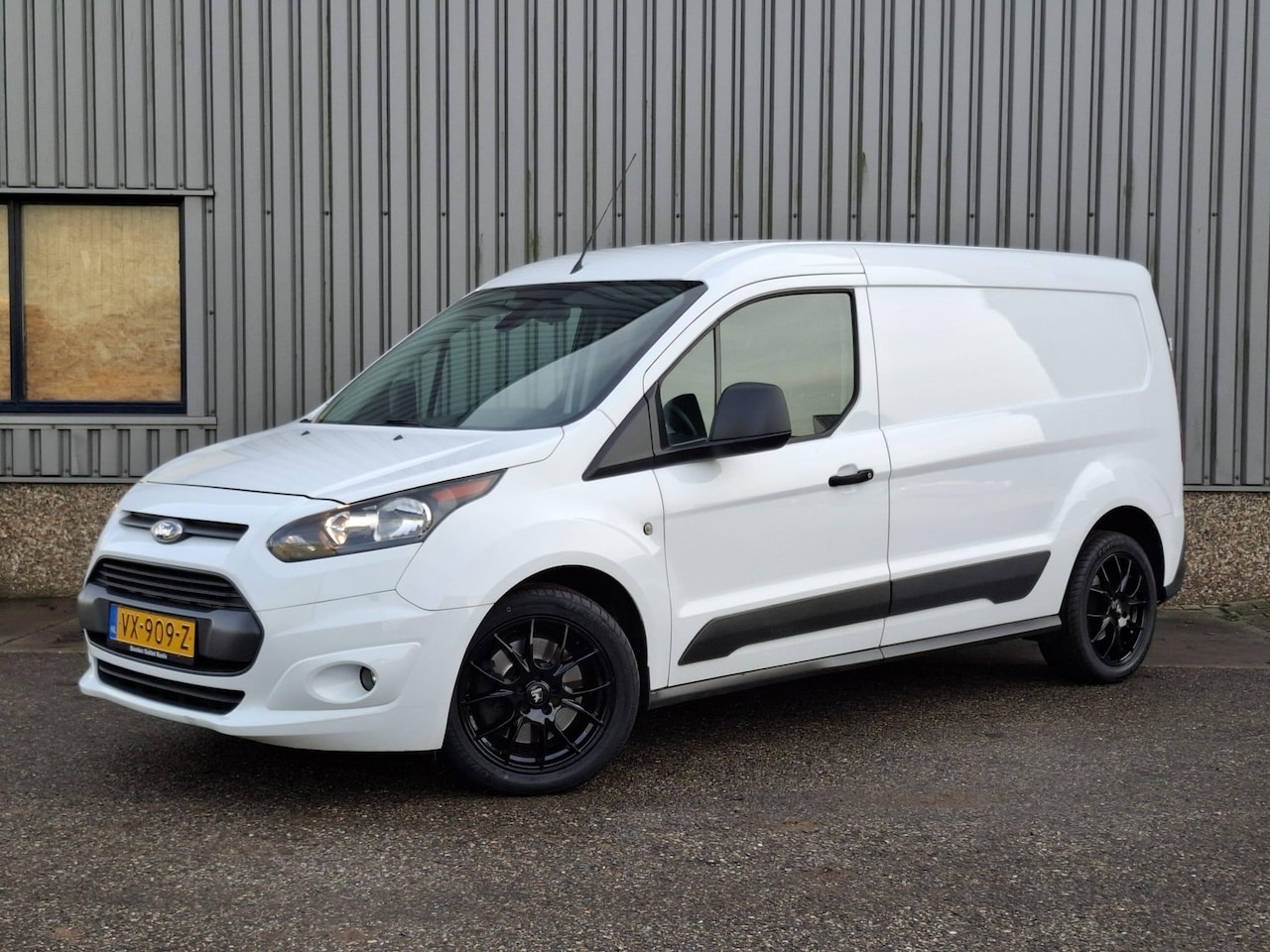 Ford Transit Connect - 1.5 TDCI L2 Trend HP AUTOMAAT / NAVI / CAMERA / EURO 6 / LANG - AutoWereld.nl