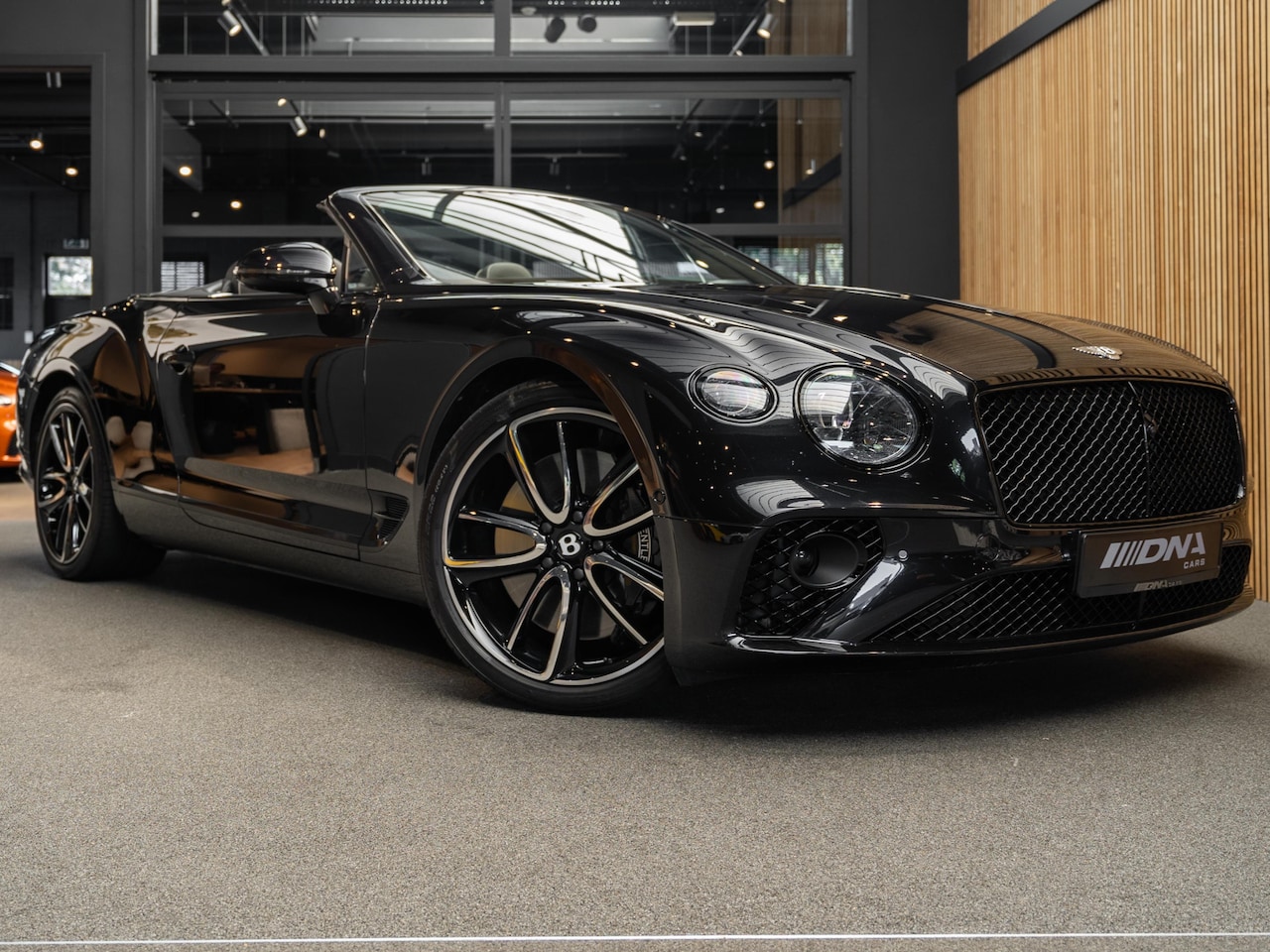 Bentley Continental GTC - 4.0 V8 - AutoWereld.nl