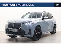 BMW X3 - 30e xDrive M Sport Automaat / Panoramadak / Trekhaak / Sportstoelen / Adaptief onderstel /