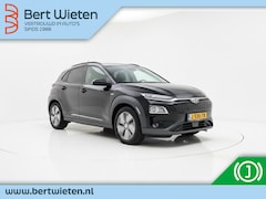 Hyundai Kona Electric - EV Fashion 64 kWh. | Geen import | Schuifdak | Stoelverwarming |