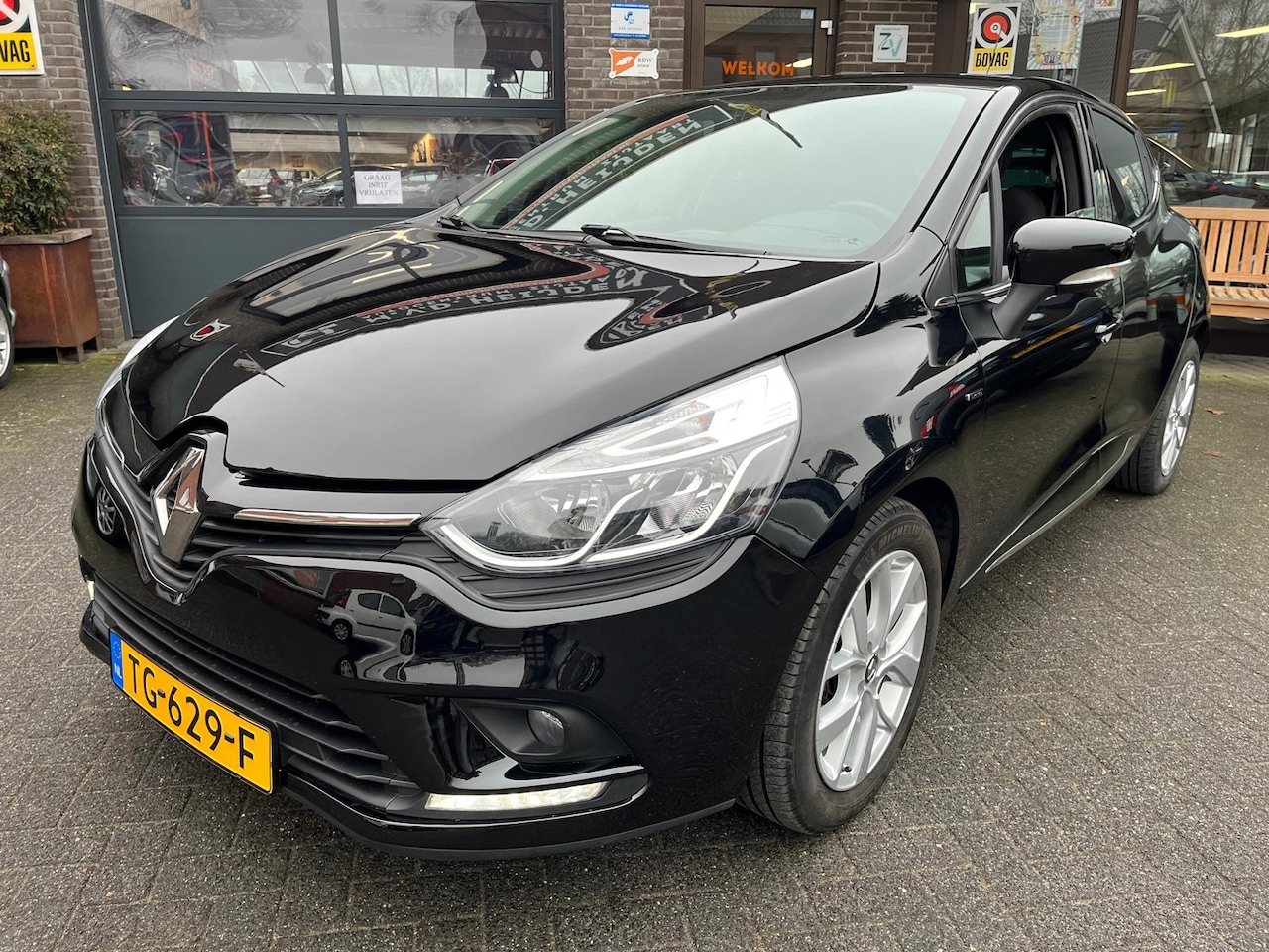 Renault Clio - 0.9 Zen Navigatie - AutoWereld.nl