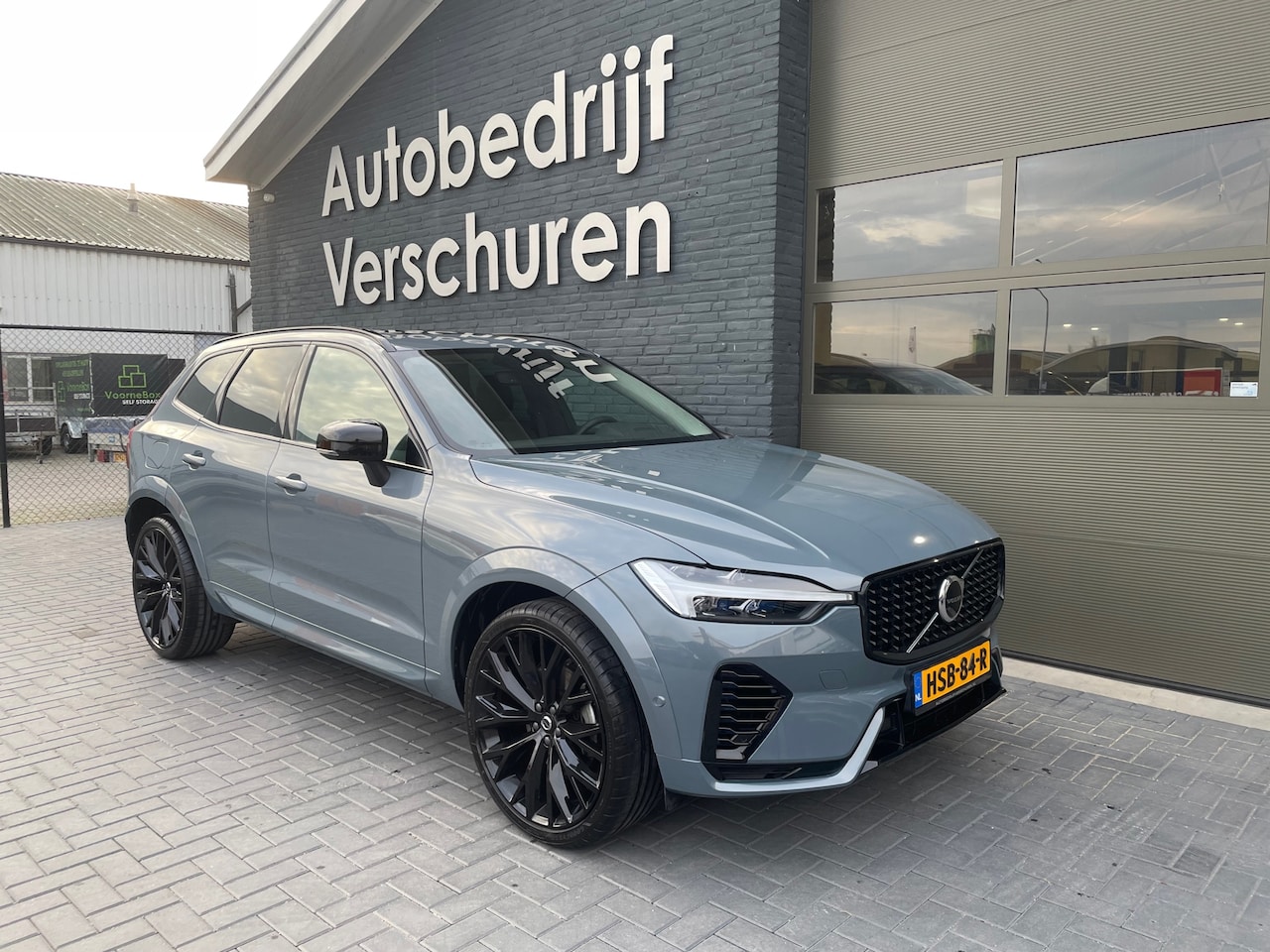 Volvo XC60 - 2.0 T6 Plug-in hybrid AWD Plus dark heico 22 inch - AutoWereld.nl