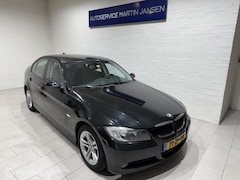BMW 3-serie - 316i Business Line Navi