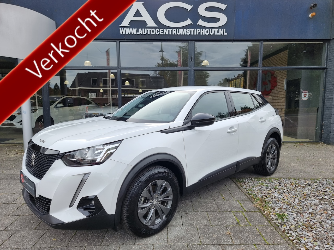 Peugeot 2008 - 1.2 PureTech 100 Active | Distr. nieuw | Top onderhouden | Zeer nette staat! - AutoWereld.nl