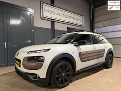 Citroën C4 Cactus - 1.2 PureTech Shine Trekhaak Nieuwe Distributieriem