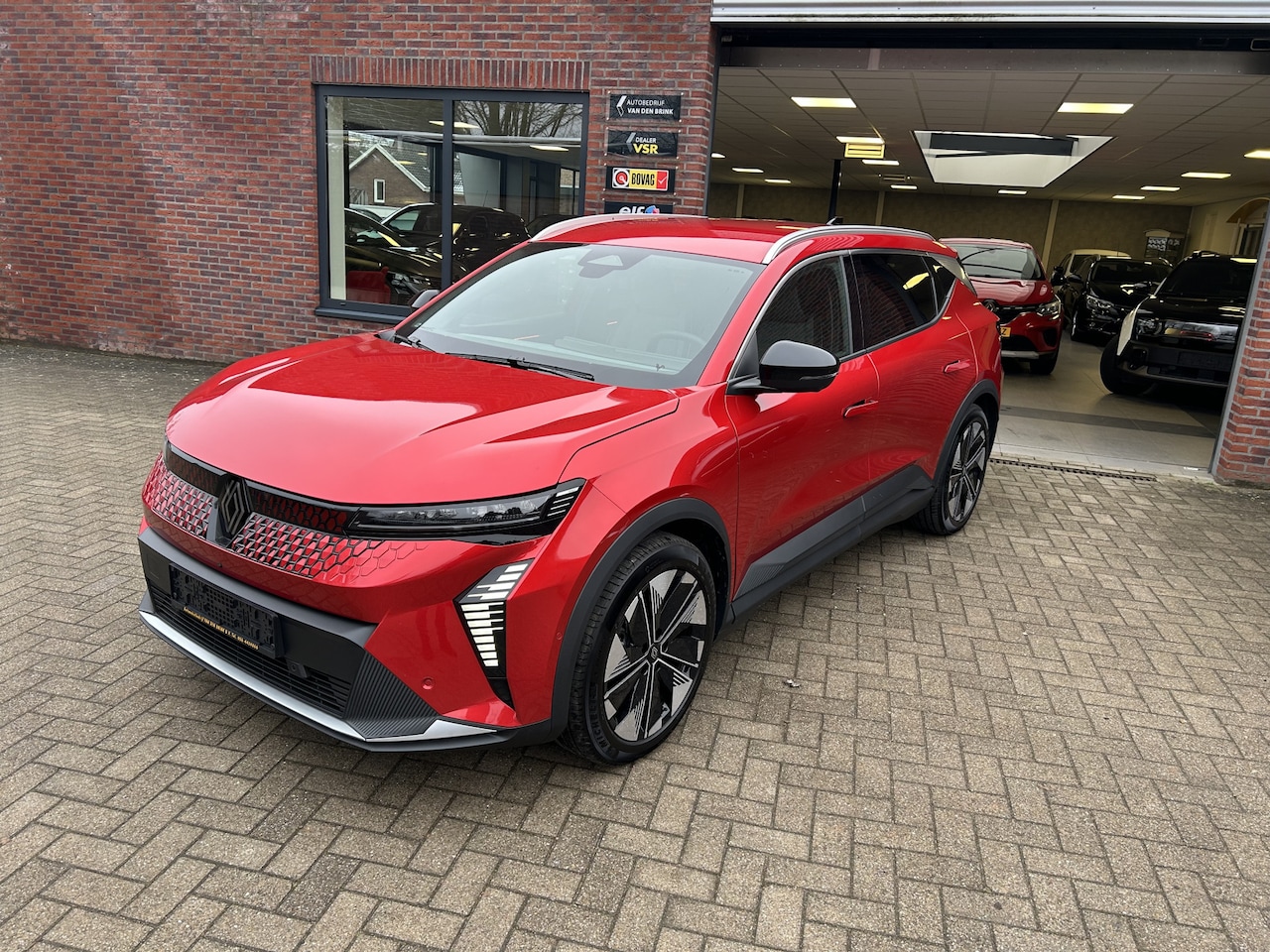 Renault Scenic E-Tech - EV87 long range techno 3 maanden oud rijklaar - AutoWereld.nl