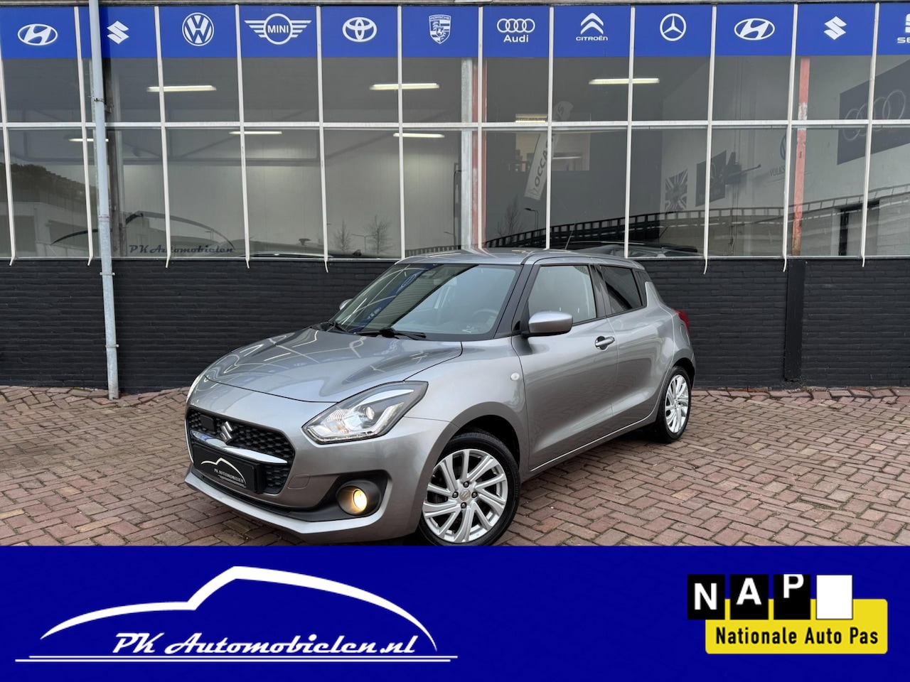 Suzuki Swift - 1.2 Comfort Smart Hybrid **CAMERA + LANE ASSIST + STOELVERW** - AutoWereld.nl