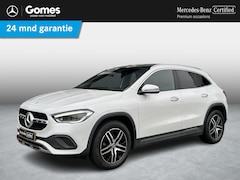 Mercedes-Benz GLA-Klasse - 180 Business Solution Luxury | Panoramadak | Memory | Sfeerverlichting