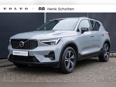 Volvo XC40 - B4 Plus Dark | Verwarmde Voorstoelen en Stuurwiel | Semi- Elektrische Trekhaak | Verwarmba