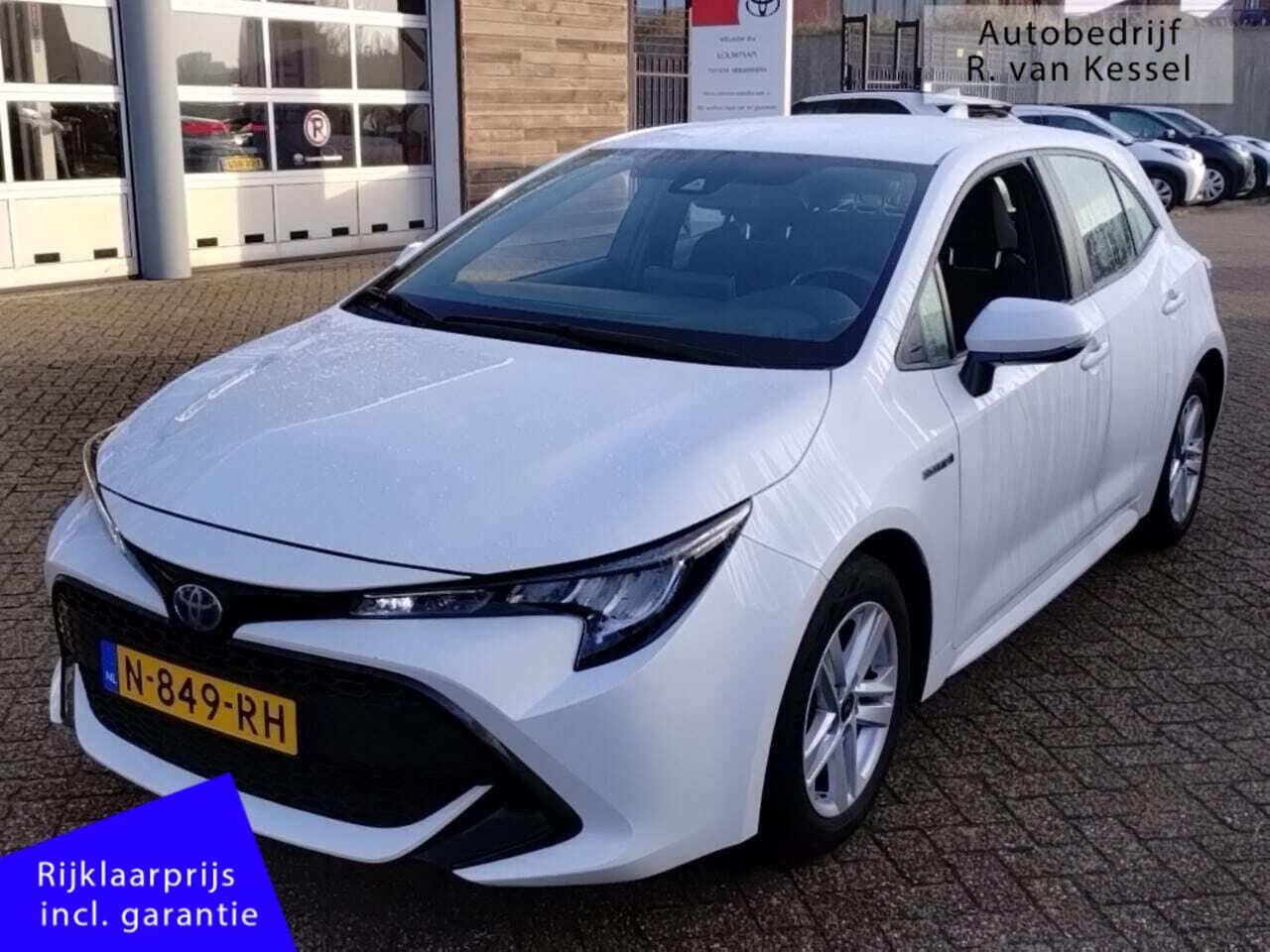 Toyota Corolla - 1.8 Hybrid Active I 1e Eig. I Carplay I NL-auto - AutoWereld.nl