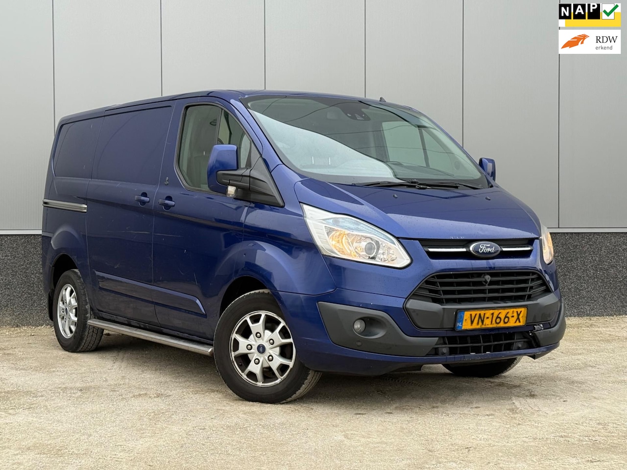 Ford Transit Custom - 270 2.2 TDCI Champions Edition - AutoWereld.nl