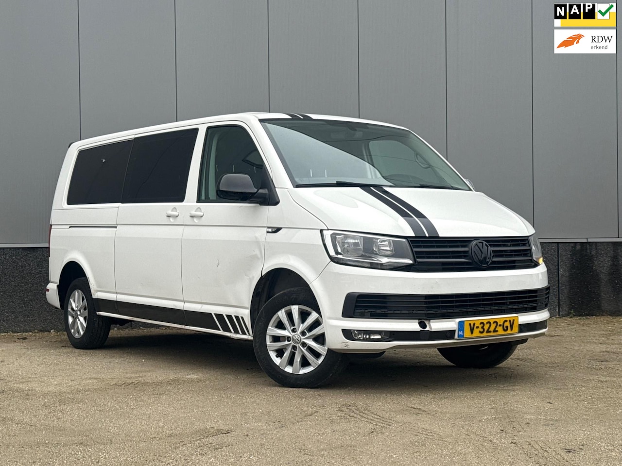 Volkswagen Transporter - 2.0 TDI L2 Highline Marge, Airco, Cruise, 2x Schuifdeur! - AutoWereld.nl
