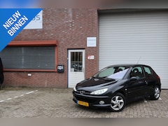 Peugeot 206 - 1.4-16V XS Pack NAP Airco APK 10-26