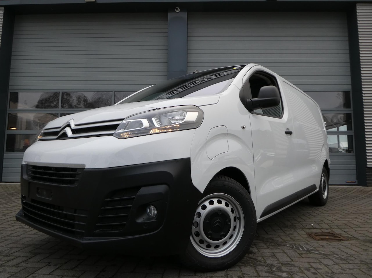Citroën ë-Jumpy - L2 136 automaat 75kwh multimedia - AutoWereld.nl