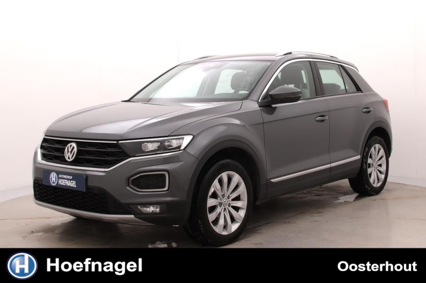Volkswagen T-Roc - 1.5 TSI Sport | Automaat | Adaptive cruise | Stuur & Stoelverwarming | CarPlay | Camera - AutoWereld.nl