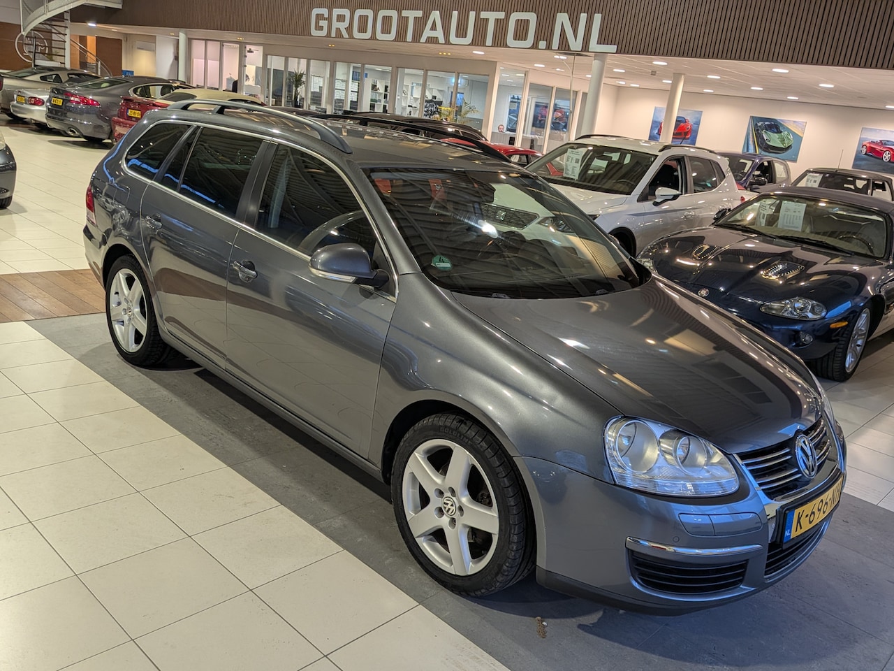 Volkswagen Golf Variant - 1.4 TSI Trendline Automaat Airco, Cruise Control, Trekhaak, Stuurbekrachtiging - AutoWereld.nl