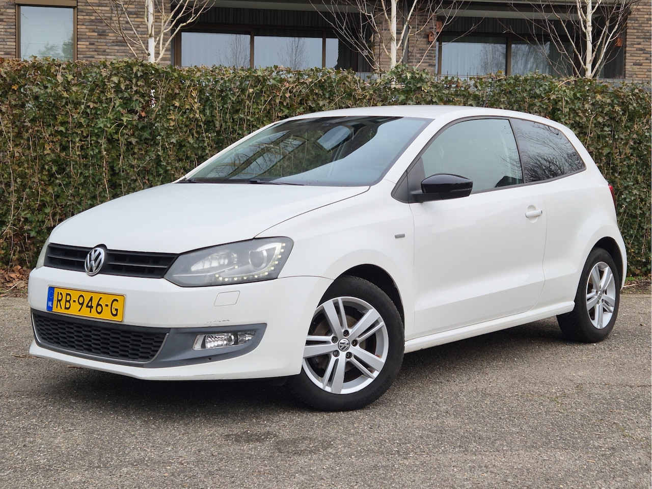 Volkswagen Polo - 1.2 TSI Match Leer | Navi | Parkeersensor | Cruise | Airco - AutoWereld.nl