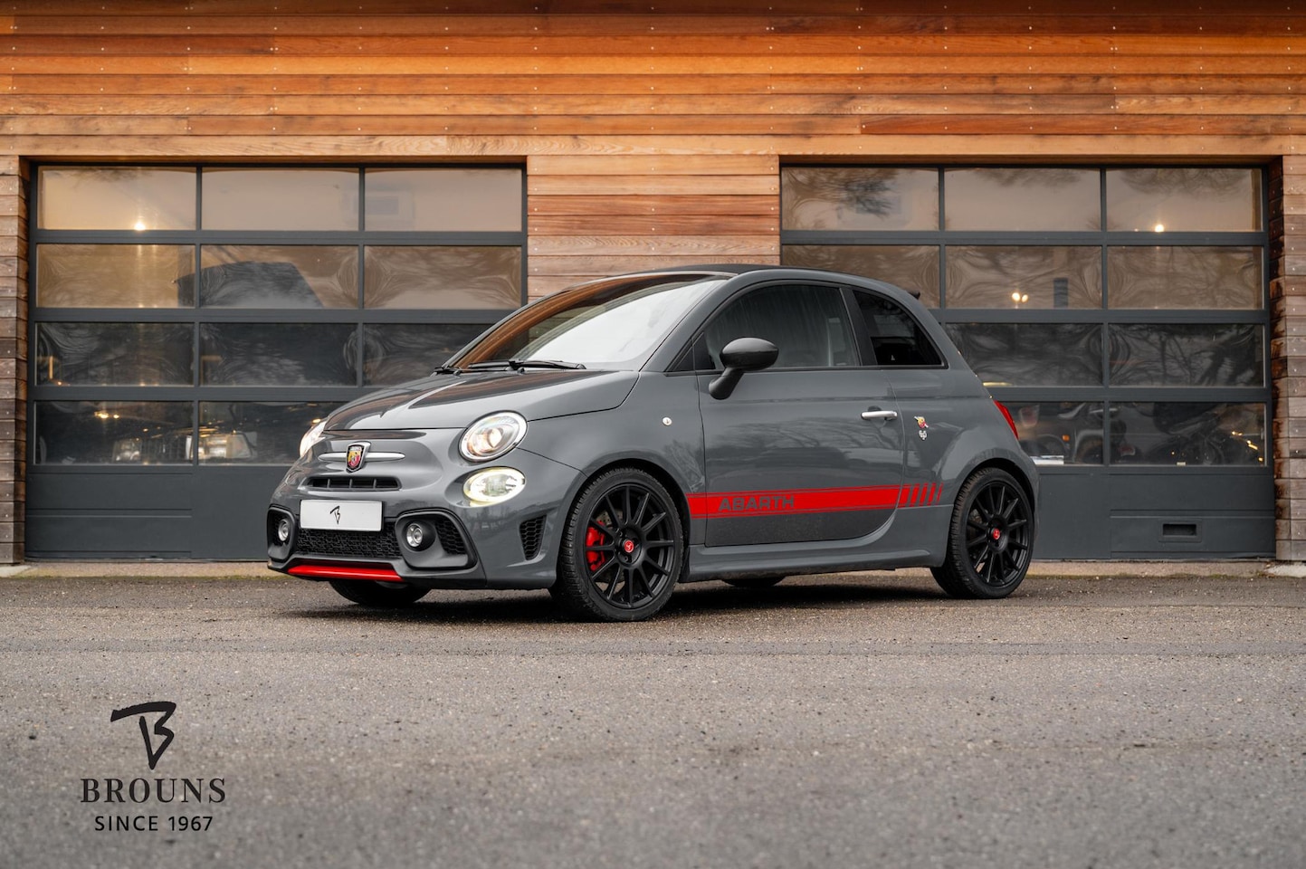 Abarth 695 - 695C 1.4 T-Jet Abarth 695C XSR Yamaha - AutoWereld.nl