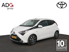 Toyota Aygo - 1.0 VVT-i x-joy | Apple Carplay/Android Auto | Climate Control | Lichtmetalen Velgen | Par