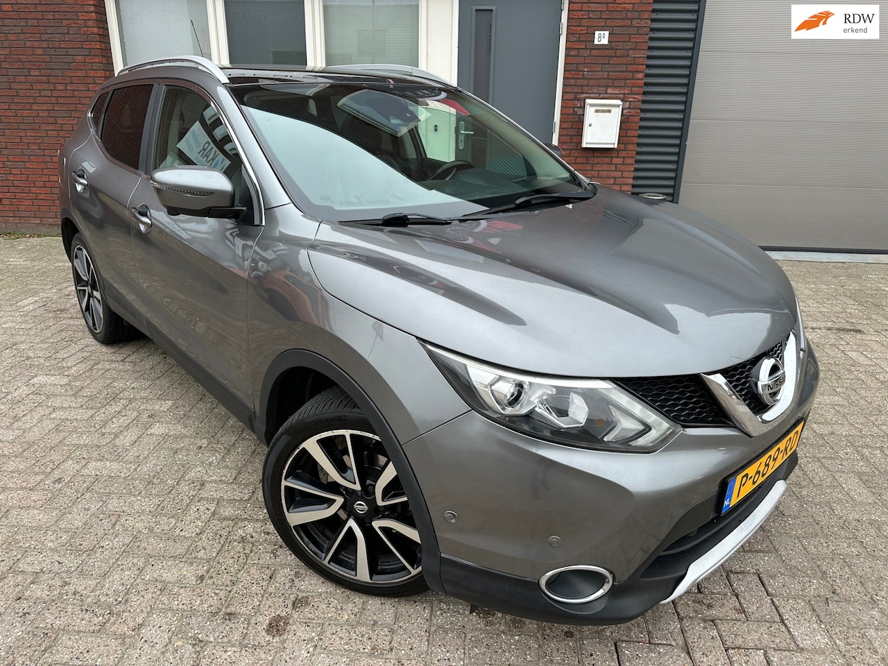 Nissan Qashqai - 1.2 Tekna / Pano / Leder / Camera / DAB / Navi / AUT - AutoWereld.nl