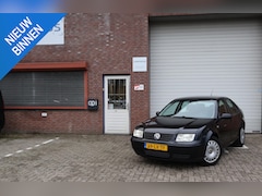 Volkswagen Bora - 1.6-16V Comfortline 2e eigenaar APK Airco NAP
