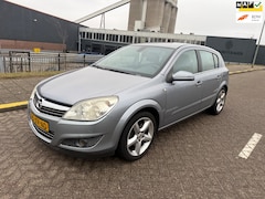 Opel Astra - 1.6 T Cosmo