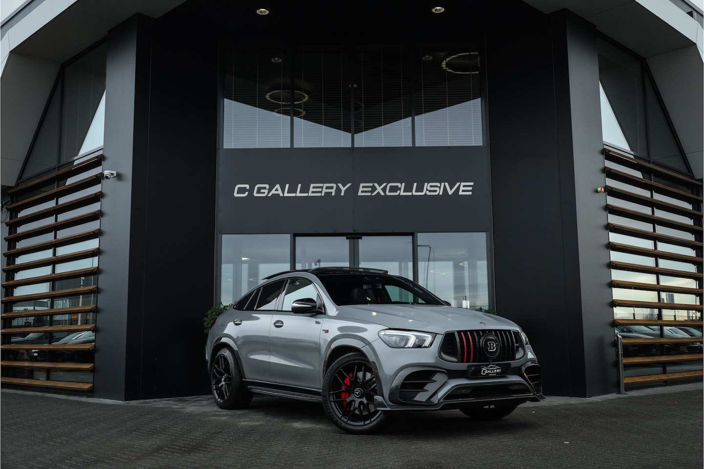 Mercedes-Benz GLE-Klasse Coupé - AMG GLE63 S 4MATIC+ - Brabus Pakket | Panorama | Burmester | Stoelkoeling | Luchtvering - AutoWereld.nl