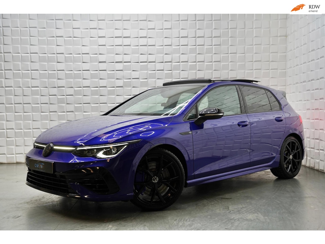 Volkswagen Golf - 2.0 TSI R 4Motion PANO IQ LEER H&K HEAD UP - AutoWereld.nl