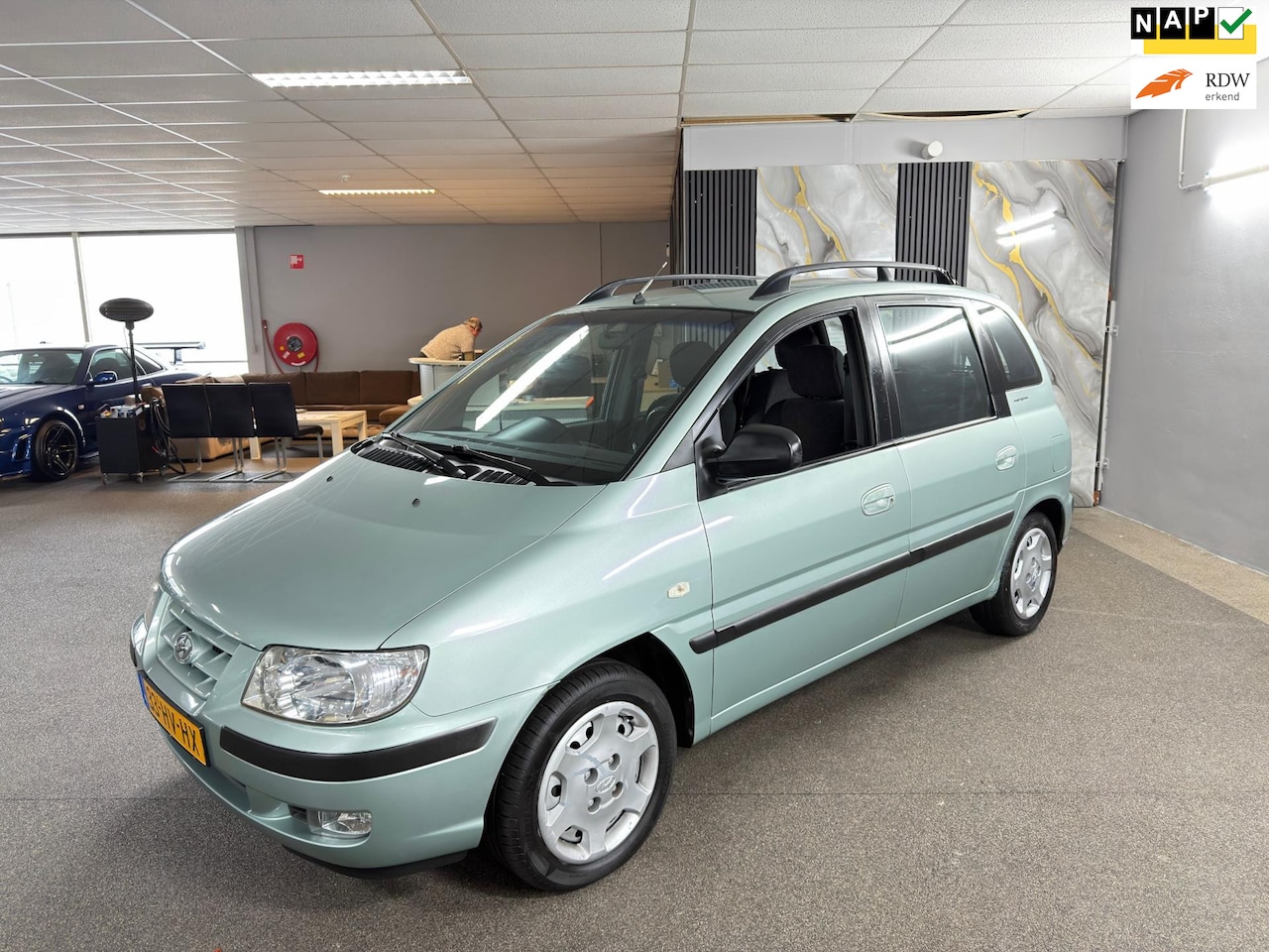 Hyundai Matrix - 1.8i GLS Automaat,Apk Nieuw,Dealer-onderhouden,Airco,N.A.P,Trekhaak,2 sleutes,Topstaat!! - AutoWereld.nl