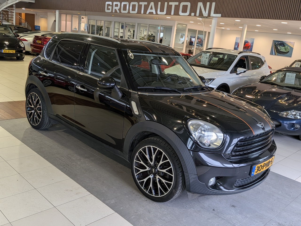 MINI Countryman - Mini 1.6 One Panoramadak, Airco, Stuurbekrachtiging - AutoWereld.nl