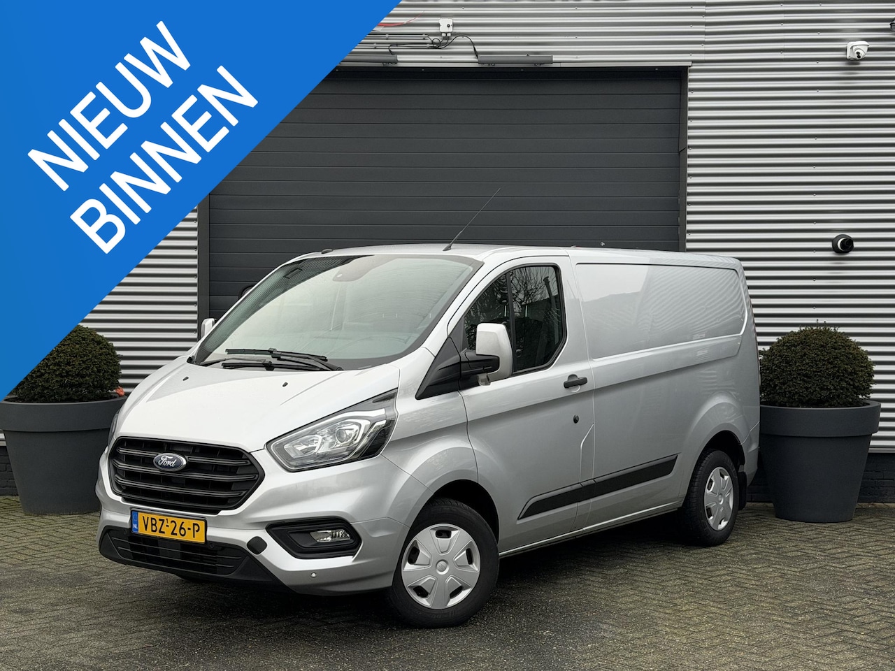 Ford Transit Custom - 280 2.0 TDCI L1H1 Trend | Trekhaak | Navigatie | DAB | Carplay | Parkeersensoren | - AutoWereld.nl