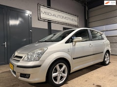 Toyota Corolla Verso - 1.8 VVT-i Terra 7 persoons Automaat Trekhaak