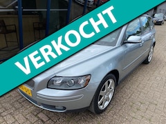 Volvo V50 - 1.8 Edition II DEALER ONDERHOUDEN / SUNROOF / TREKHAAK